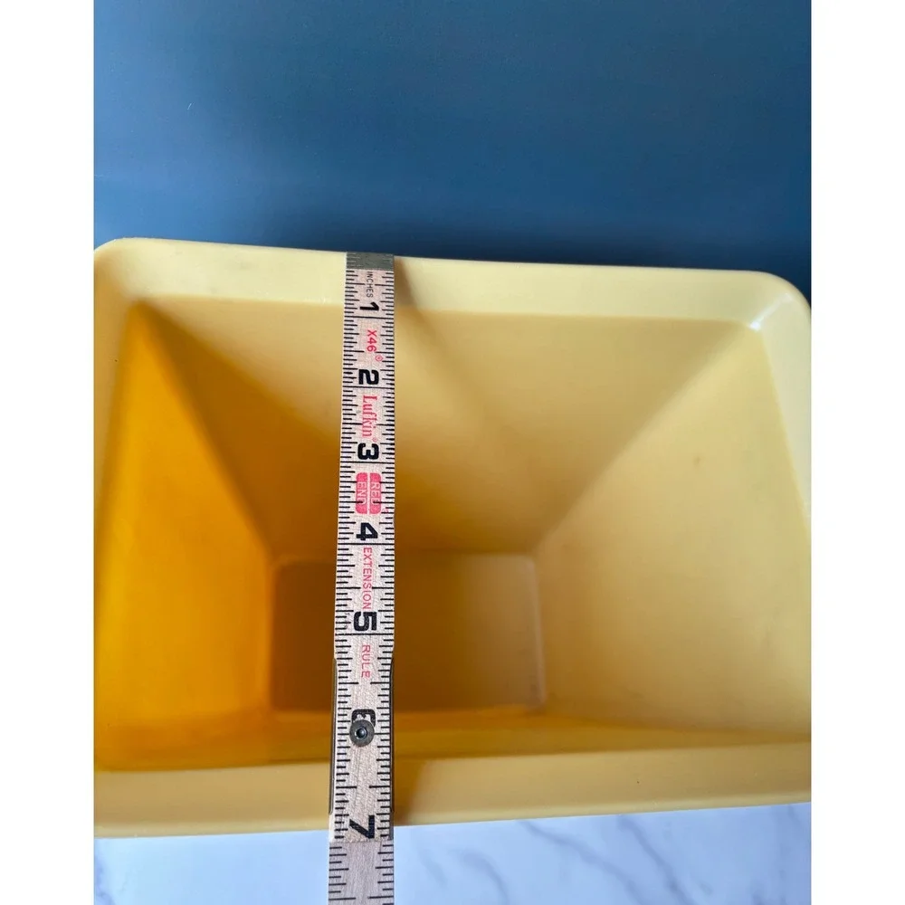 Vintage Rubbermaid 2952 Yellow Daisy Wastebasket Trash Can Retro Floral Plastic